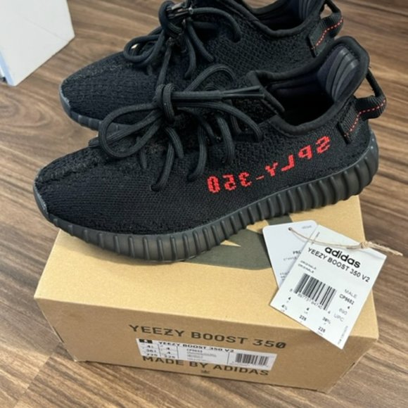 Yeezy Adidas Boost 350 V2 Bred Black Red Sneakers Shoes SZ Mens US 4.5 / Womens - Picture 3 of 6